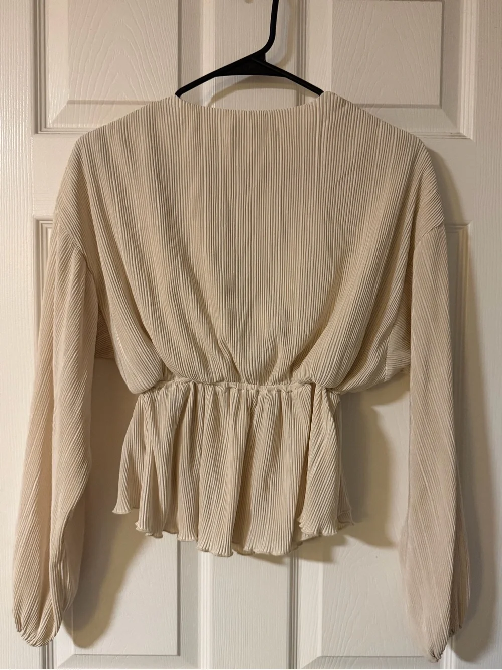 Abercrombie & Fitch Long Sleeve Top - Picture 4 of 4